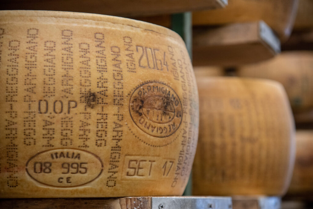 parmigiano reggiano caseificio parma2064