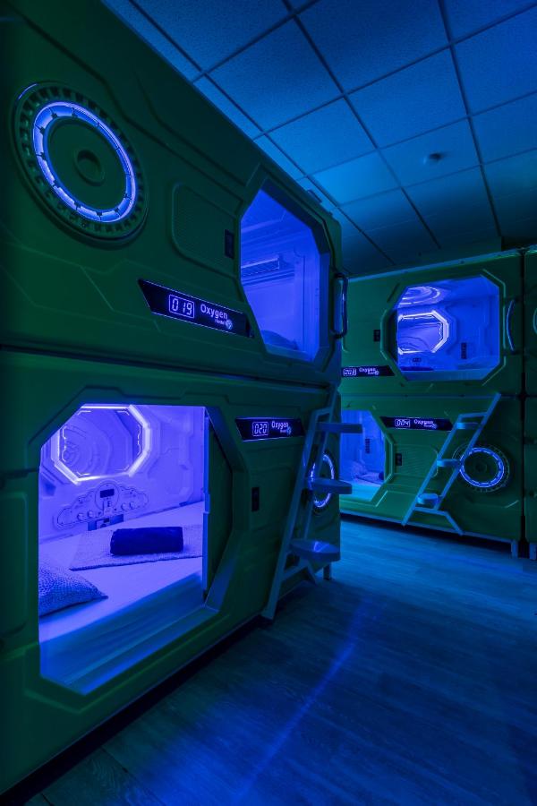 capsule dell’Hoxygen Hostel di Madrid