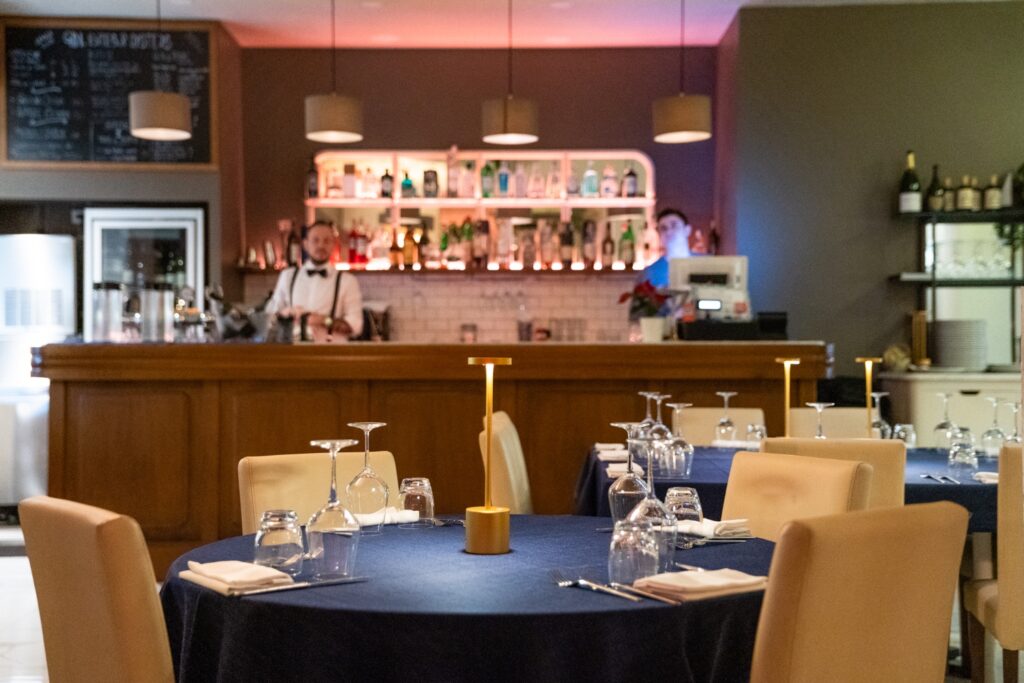 amare ristorante roma interni