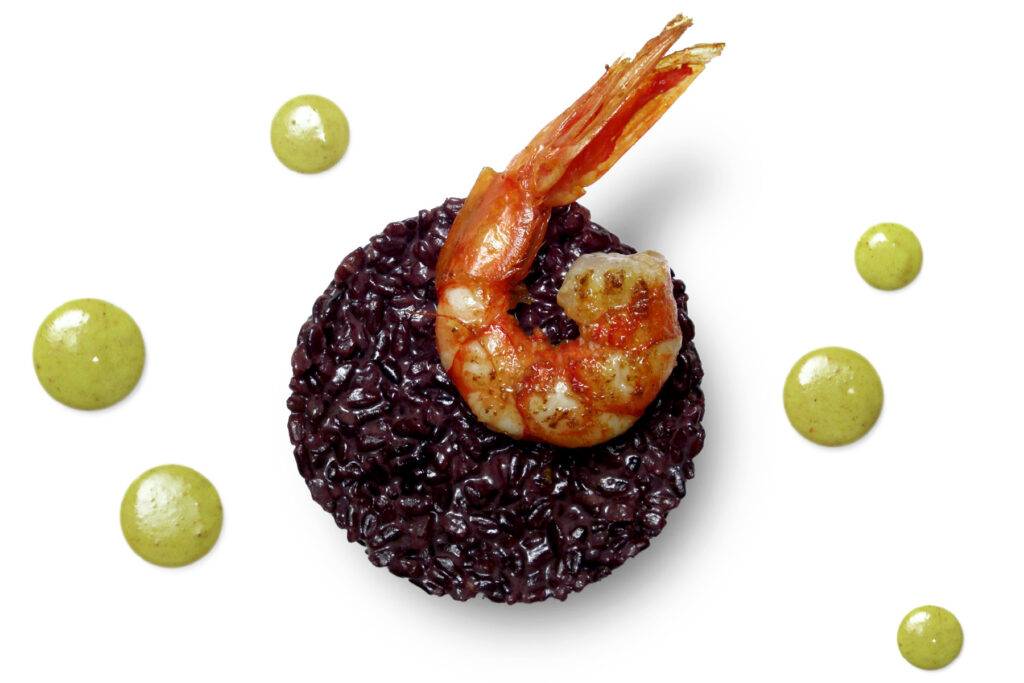 riso con gamberi e salsa al curry