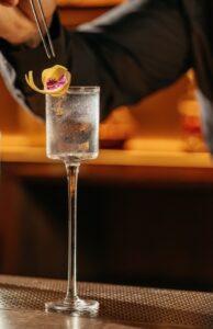 Il trend internazionale degli “Champagne cocktail” arriva in Italia
