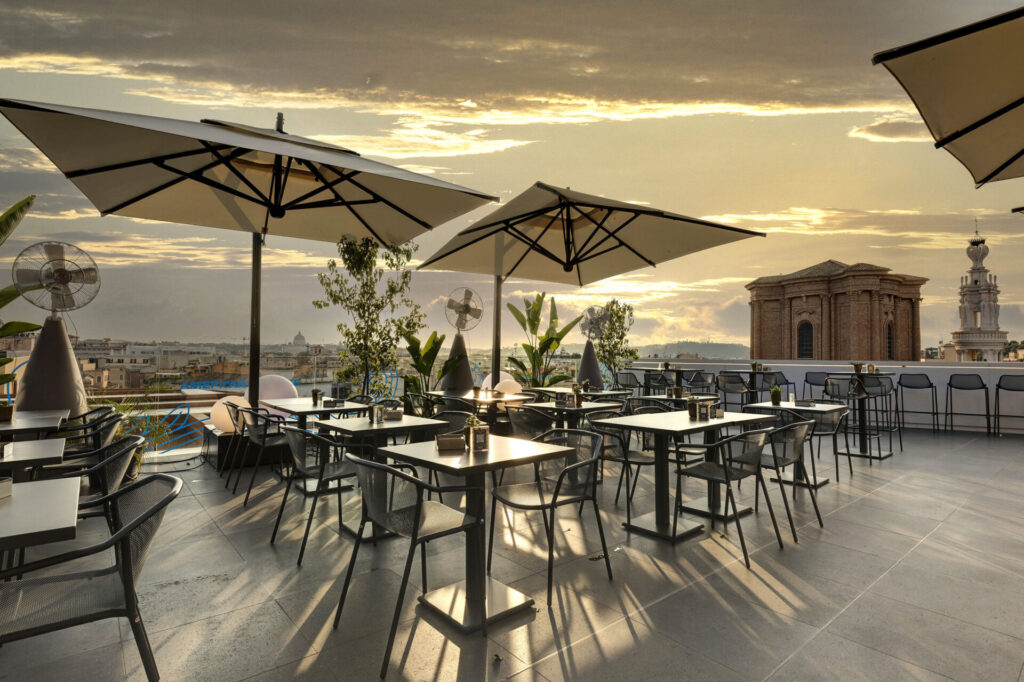 MAIO Restaurant & Rooftop