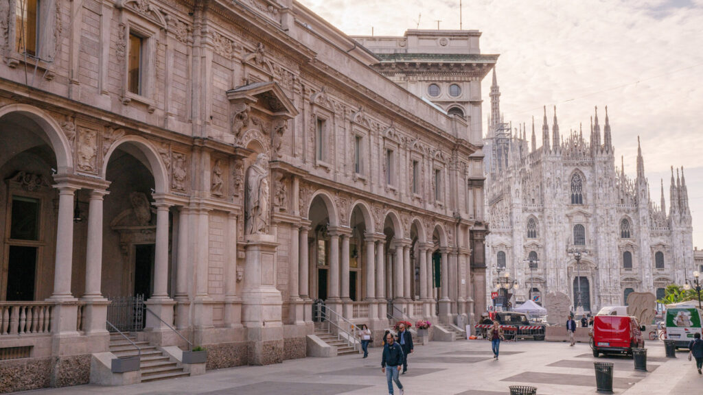 palazzo giureconsulti milano
