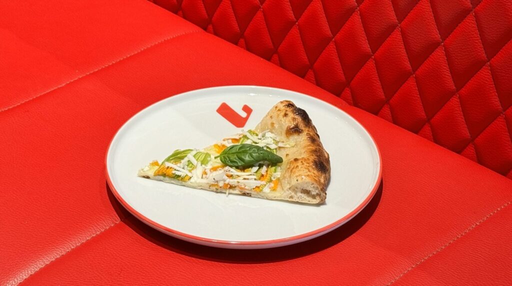 pizza dedicata a ornella vanoni